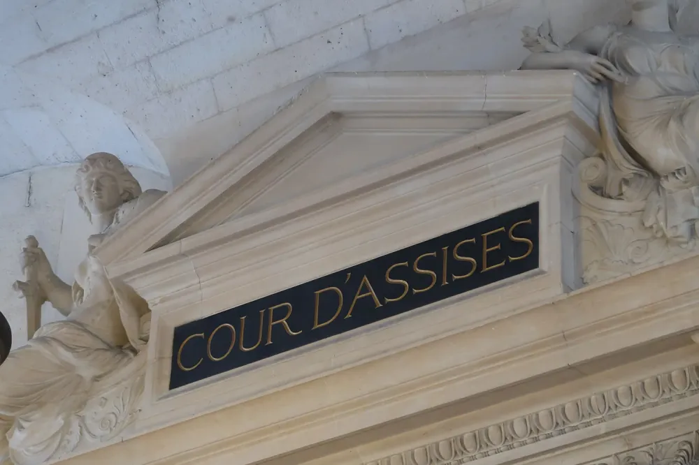 Cour d'assises  Defense face aux accusations les plus graves